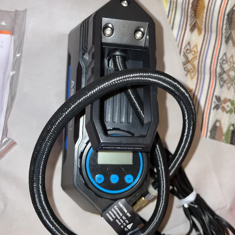 AstroAI Portable Car Air Pump CZK-3631 | 35 L/Min | with Accessories